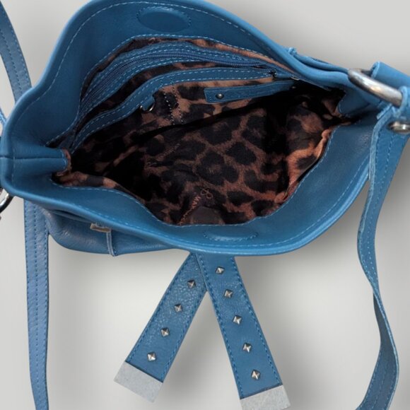 B. MAKOWSKY NWOT Blue Pebbled Leather Studded Crossbody Shoulder bag Handbag - Picture 4 of 6